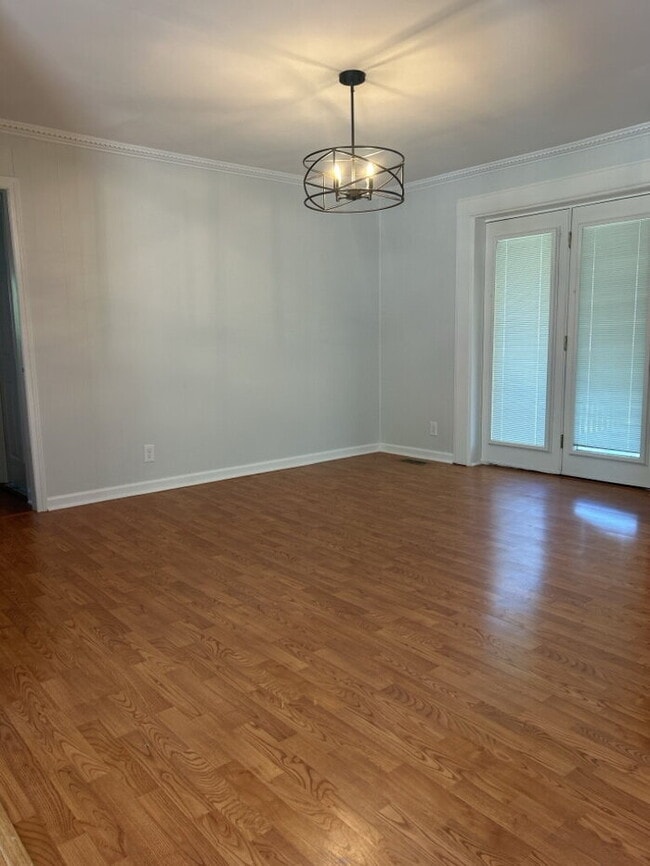 Building Photo - "Charming 3-Bedroom Retreat with 2 Full Baths in Piedmont – Cozy Comfort Awaits!"