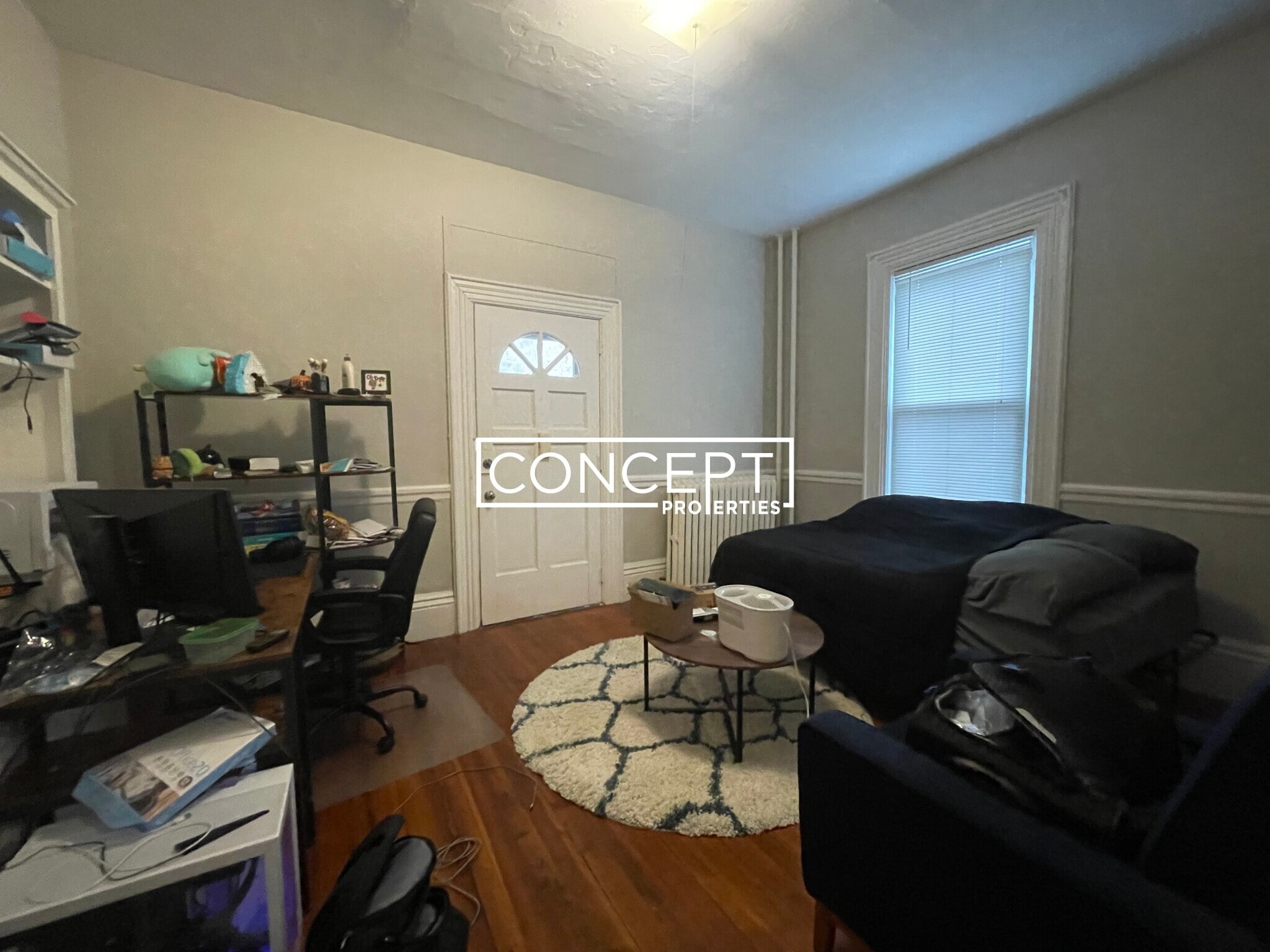 Building Photo - 8 A Forest St