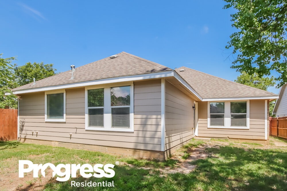 Building Photo - 808 Dragonfly Dr