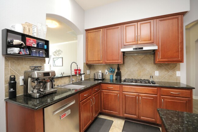 Building Photo - 8410 Brighton Lake Ln