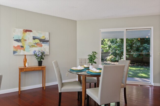 Building Photo - MOVE IN READY NOW! 2-Bedroom Rambler with Detached 900 Sq. Ft. Garage & Studio on Spacious Fenced...
