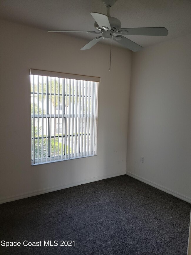Building Photo - 160 S Shepard Dr