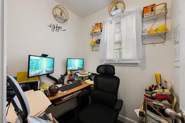 Building Photo - 1315 Foster St