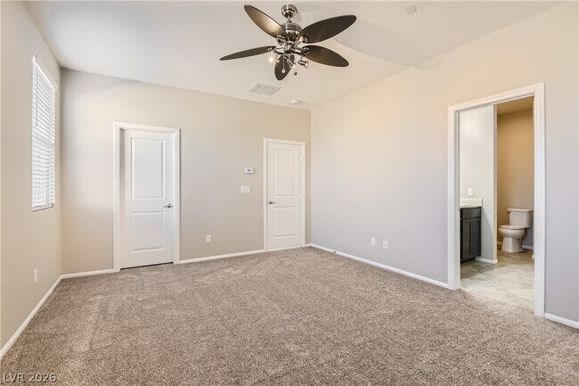 Building Photo - 974 Spiracle Ave