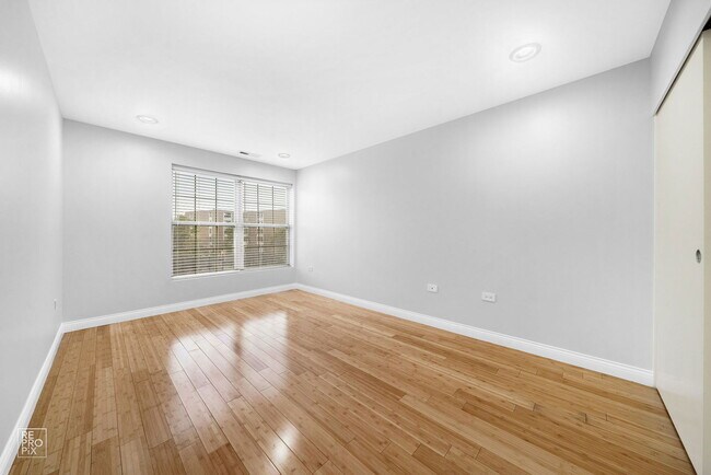 Building Photo - 1800 Dewes St