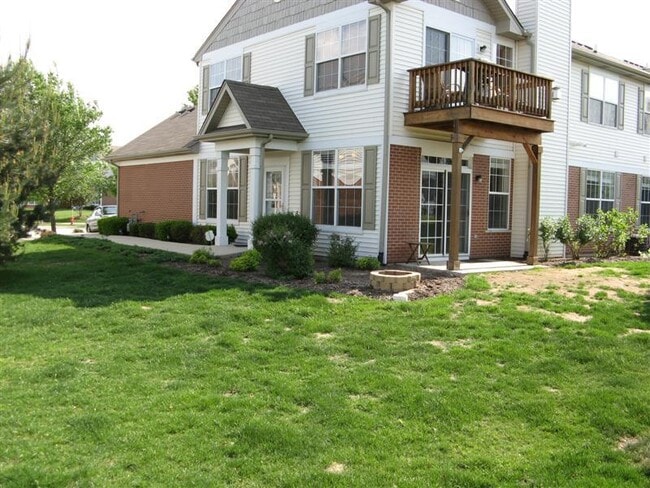 Building Photo - 24019 Walnut Cir