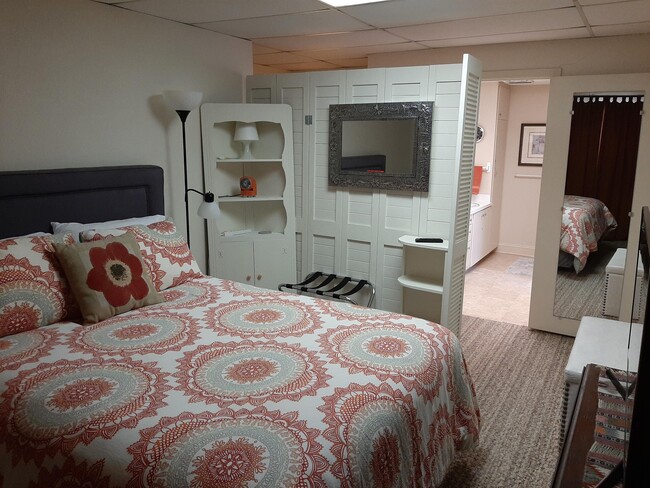 Building Photo - 234 N Duncan St