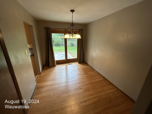 Building Photo - 9431 W Marion St