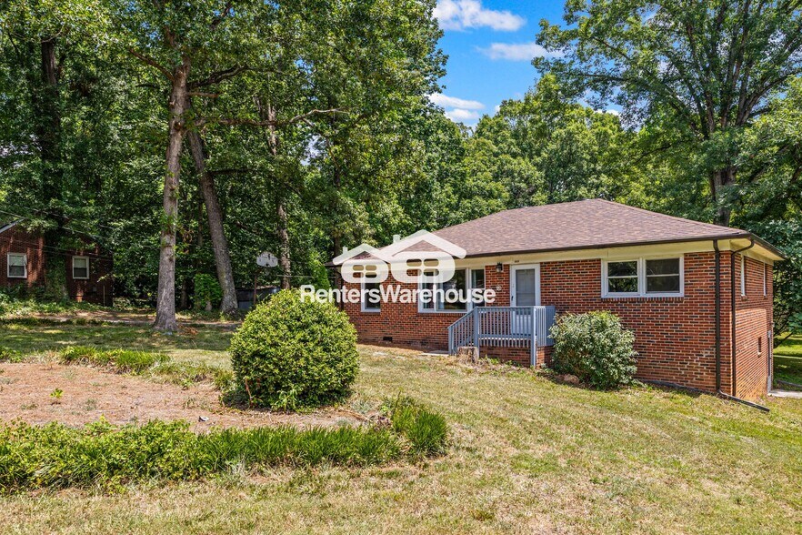 Building Photo - 5025 Lochlain Dr