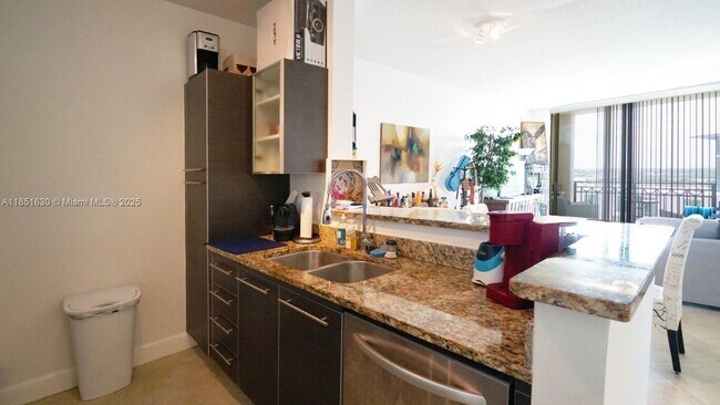 Building Photo - 550 Okeechobee Blvd