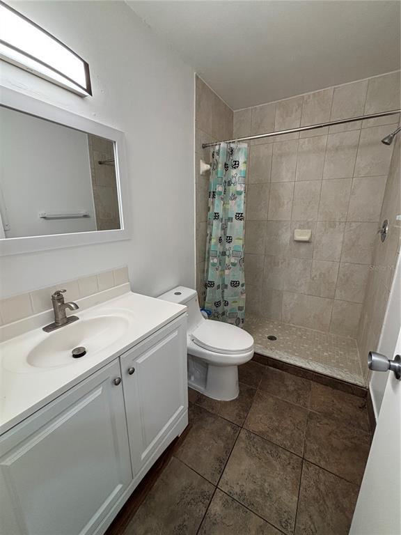 Building Photo - 5807 Erin Ln S