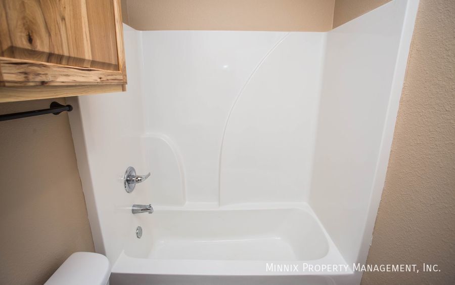 Building Photo - 2616 N Avenue P