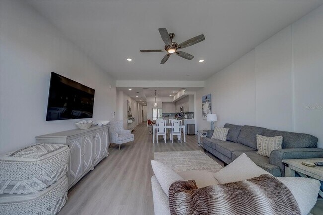 Building Photo - 400 150th Ave