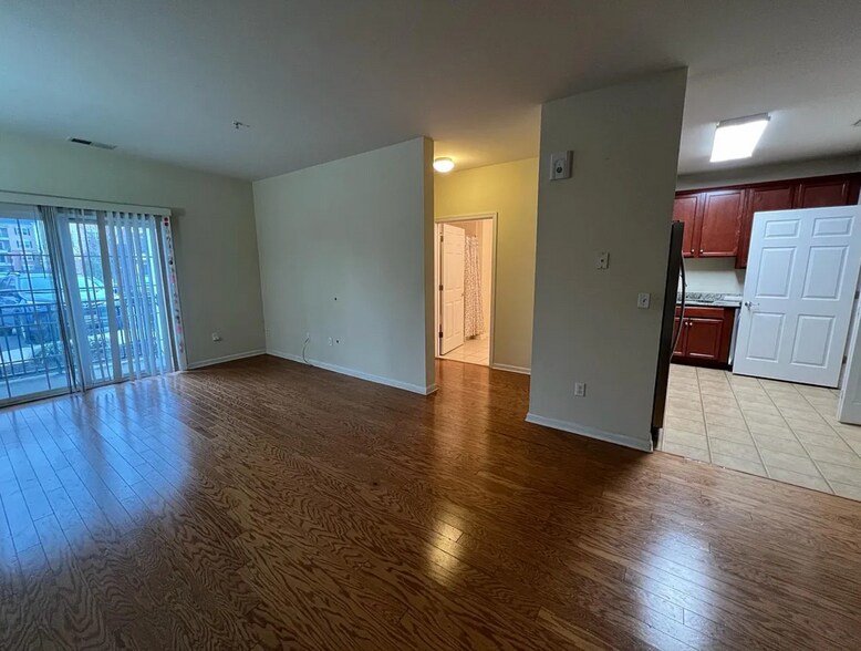 Building Photo - 1314 Sierra Dr