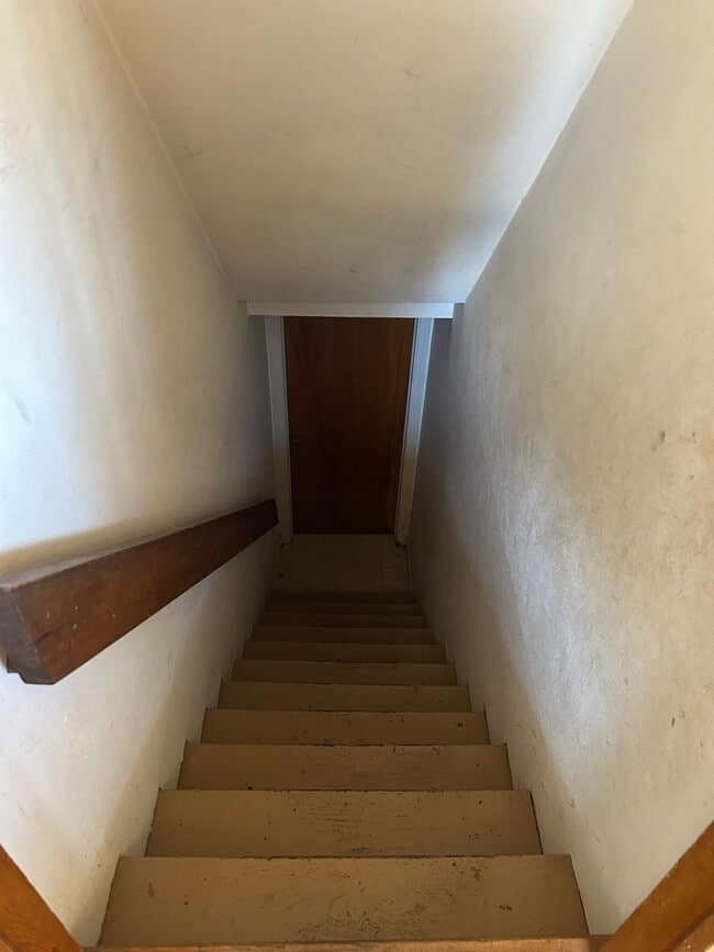 Building Photo - Solid Brick Rancher in Greencastle