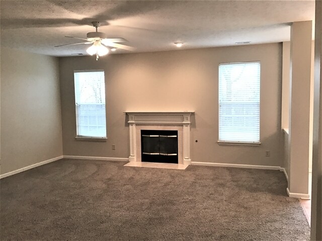 Building Photo - 1247 Turfway Dr