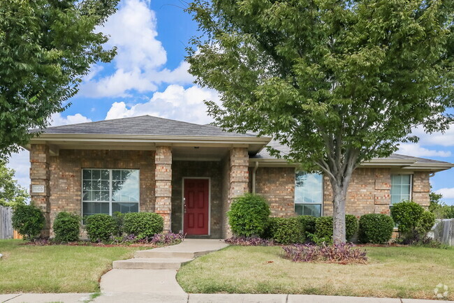 Building Photo - 1603 Venus Dr E