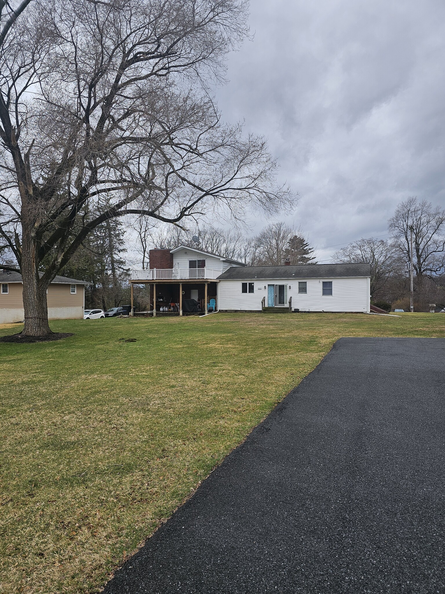 Building Photo - 657 Blue Ridge Ave