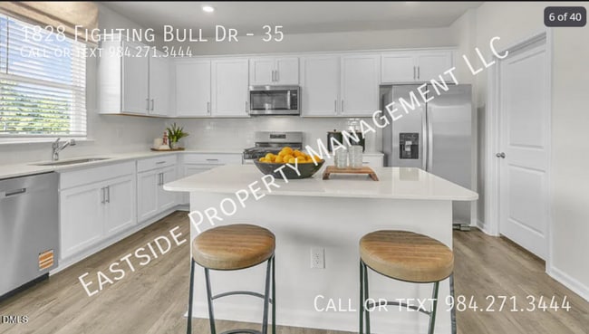 Building Photo - 1828 Fighting Bull Dr