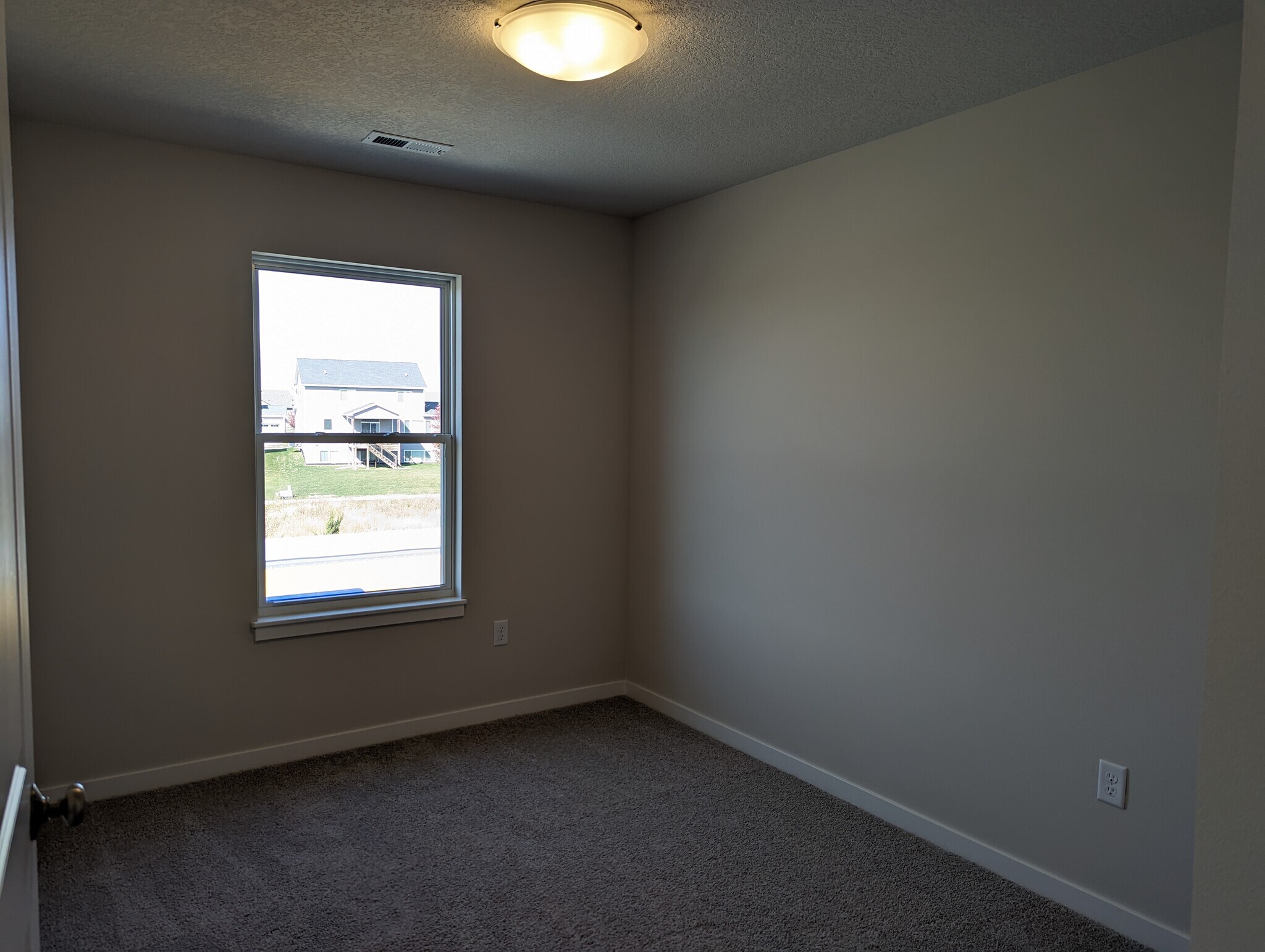 Building Photo - 1964 S Warrior Ln