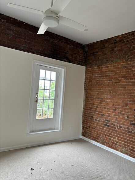 Master Bedroom - 1022 G St NE