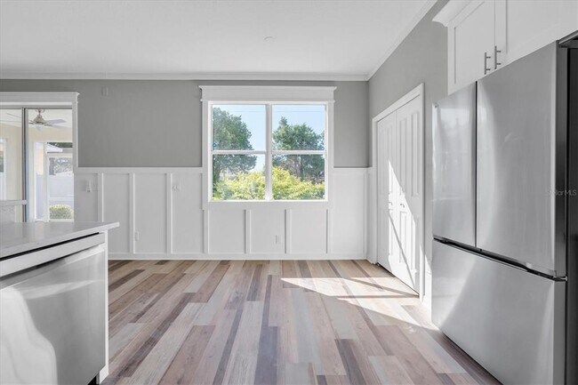 Building Photo - 1015 Windton Oak Dr