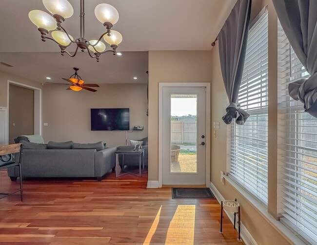Building Photo - 6303 Rivers Landing Ct