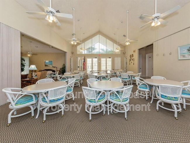 Building Photo - 572 Catalina Isles Cir