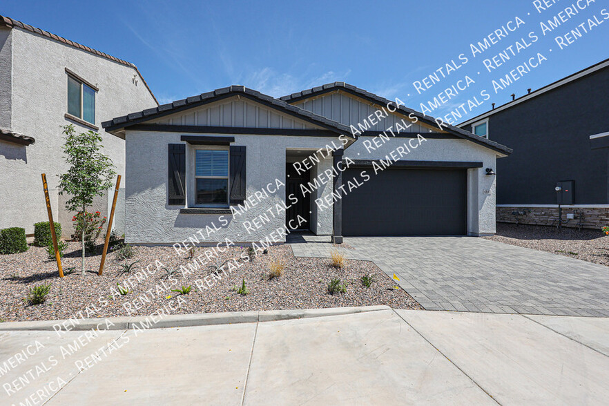 Building Photo - 4841 S Carver