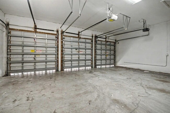 Building Photo - 15957 SW 16th St