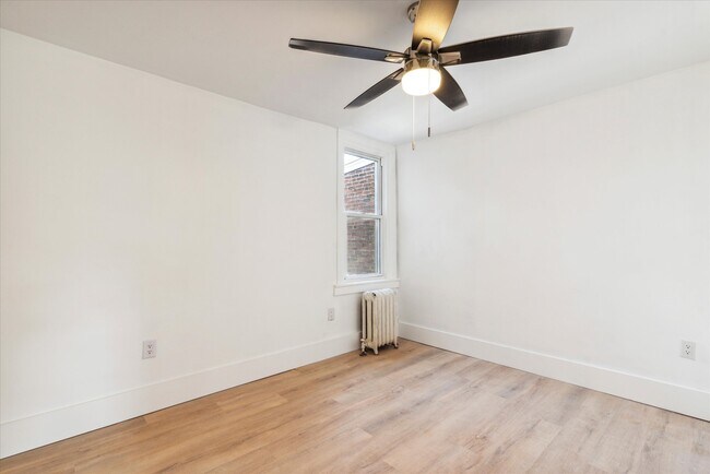 Building Photo - 6611 N 20th St