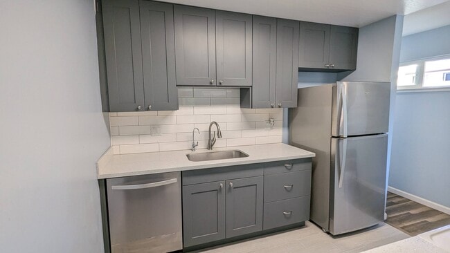 Building Photo - 3506 McCoppin Park Ct