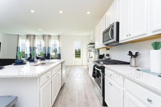 Building Photo - 700 Benoi Dr