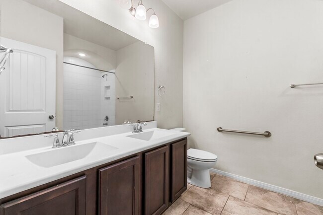 Building Photo - 1535 Heartwood Dr