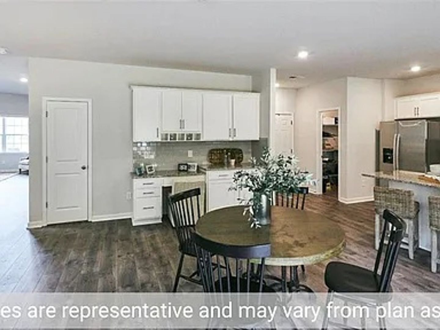 Building Photo - 6840 Bellawood Dr