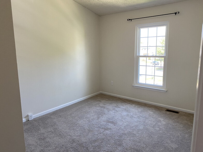 Building Photo - 5032 Merganser Ct