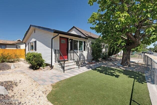 Building Photo - 309 4th St