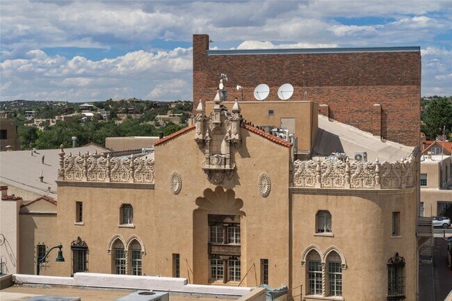 Building Photo - Gem in Downtown Santa Fe