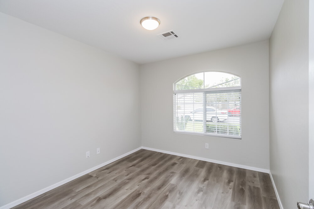 Building Photo - 4890 E Shapinsay Dr