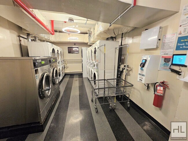 Building Photo - Modern Studio in Murray Hill | 7th Floor, ...