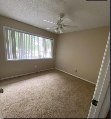 Building Photo - 3043 The Highlands Dr