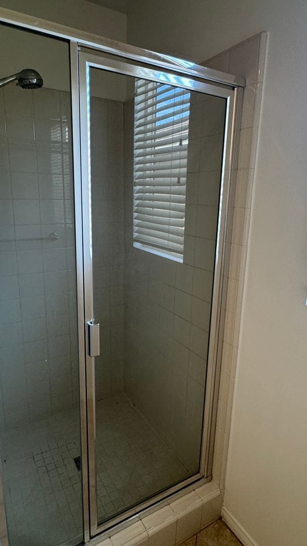 Building Photo - 6 bedroom 4.5 baths in Corona CA