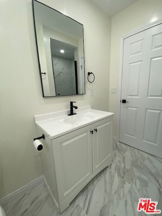 Building Photo - 1600 N Martel Ave