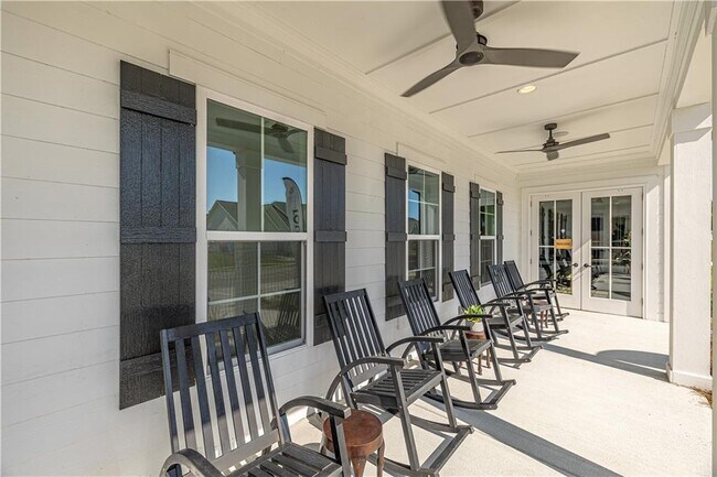 Building Photo - 245 Fox Run Dr