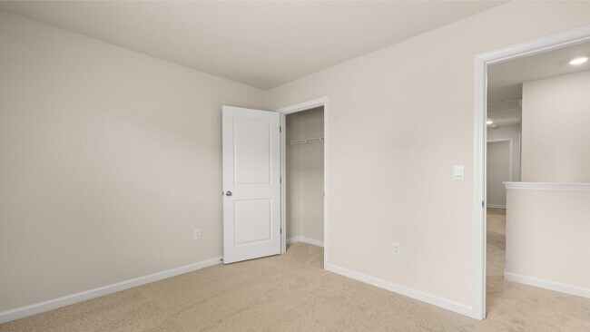 Building Photo - 4 Bedroom 2.5 Bath in Grovetown