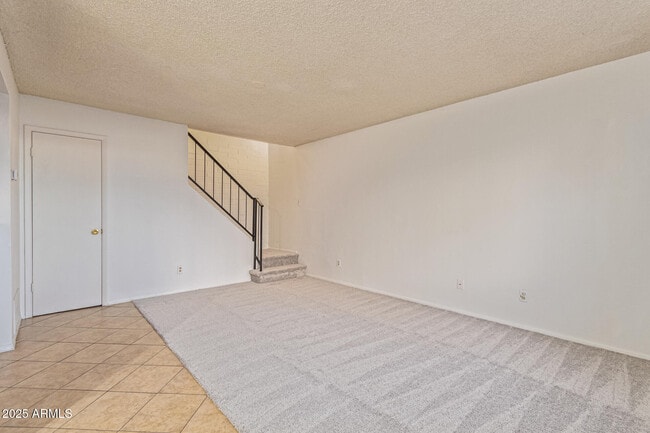 Building Photo - 5044 N 40th Ave