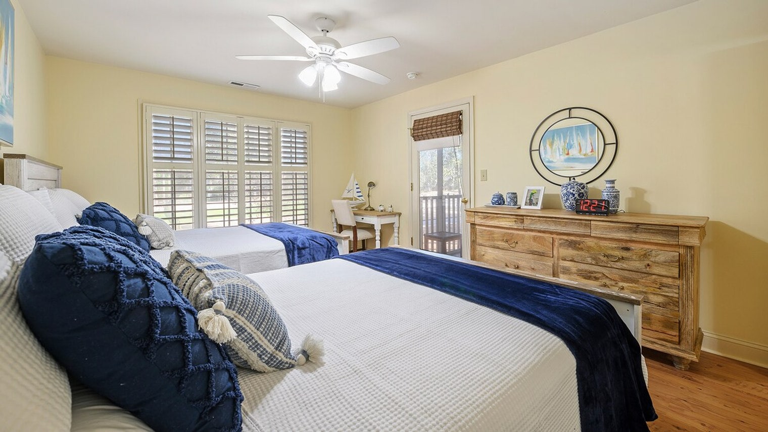 Building Photo - 14 Stillwood Dr