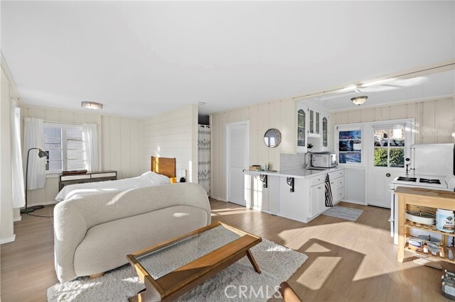 Building Photo - 2746 S Coast Hwy