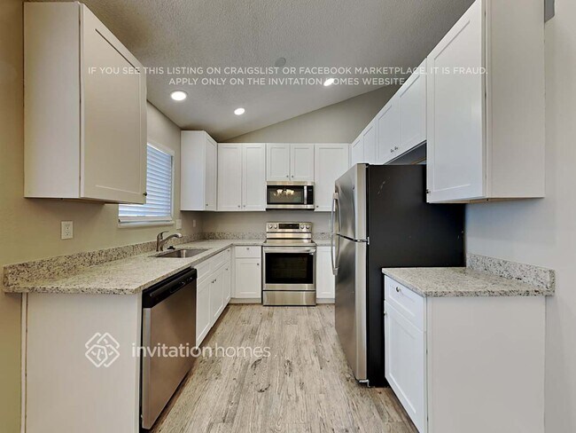 Building Photo - 1026 Rancher Dr