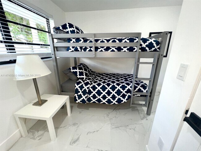 Building Photo - 12805 NW 6th Ave